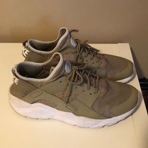 🦀sold🦀Nike air huarache run ultra